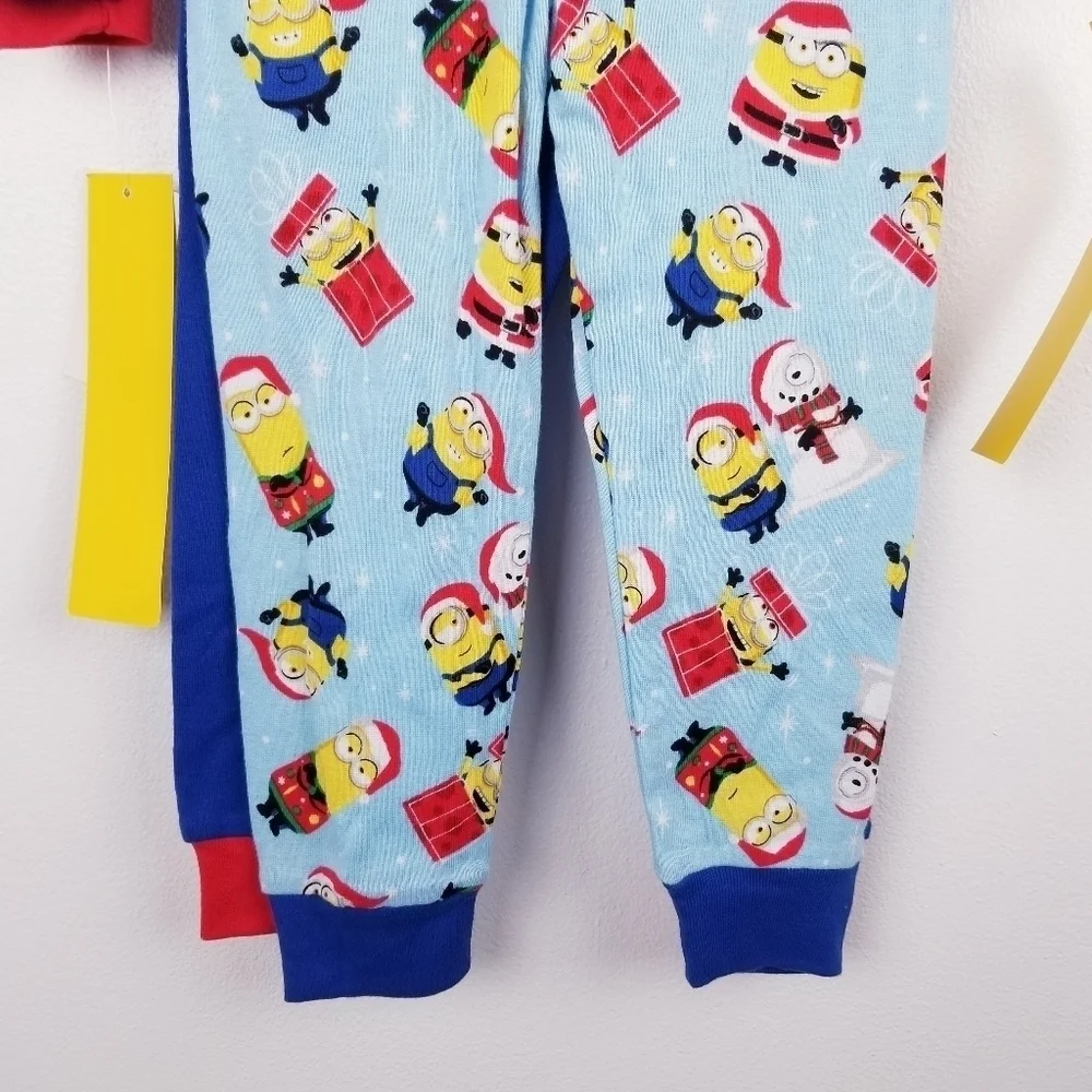 Minions 4-Piece Christmas Pajama Set NWT size 4